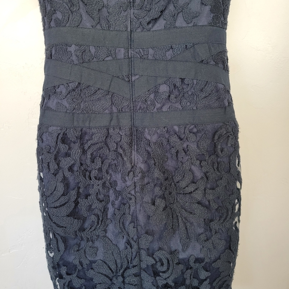 Tadashi Shoji Women's 6 Navy Blue Embroidered Lace Sheath Dress Midi Knee Length - Picture 10 of 15